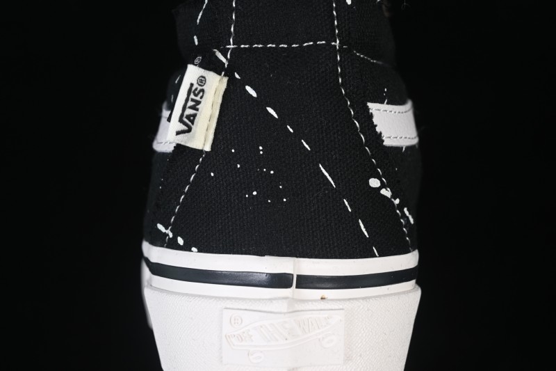 Vans Sk8-Mid Frayed Casual Skateboarding Shoes - VN000XUKGTW