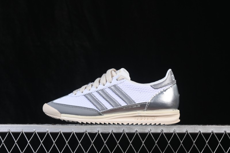 Adidas Originals SL 72 Retro Running Shoes with Classic Suede and Mesh Upper - JQ4690