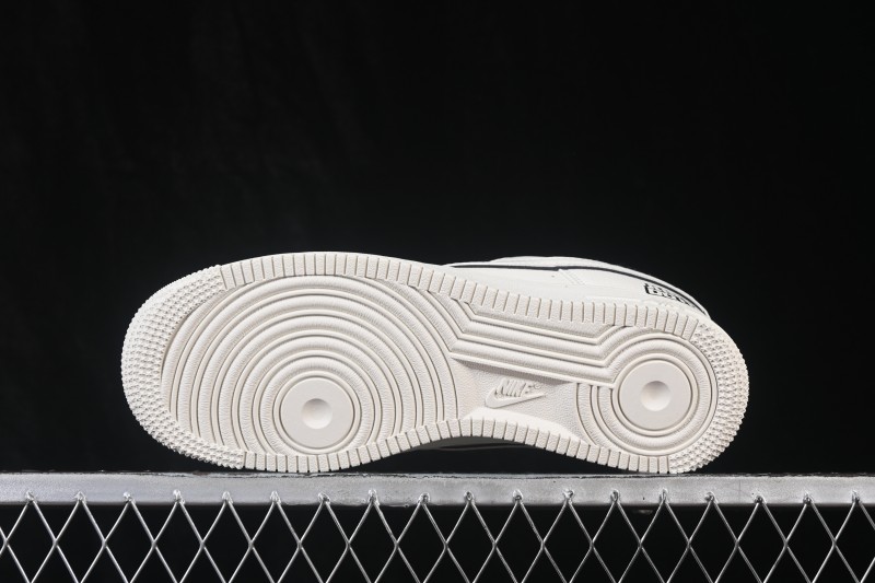 Nike Air Force 1 '07 Low Casual Sneakers in Milk White with Full-Length Air Cushion - MM5288-072