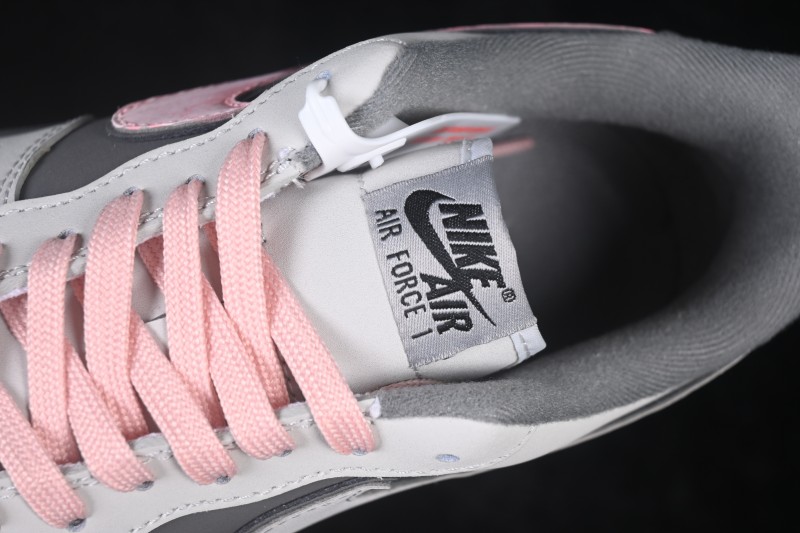 Nike Air Force 1 '07 Low Casual Skateboarding Shoes with Full-Length Air Cushion - DB3301-034