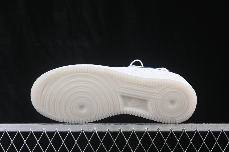 Nike Air Force 1 '07 Low Classic Casual Skateboard Shoes with Full-Length Air Cushion - IW1235-121