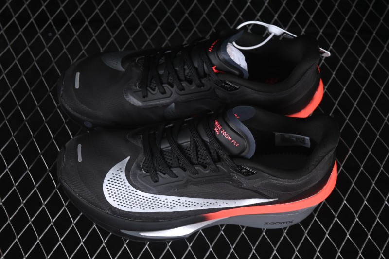 Nike Zoom Fly 6 Running Shoes with Lightweight Flyknit Upper and Carbon Fiber Plate - IR1995-010