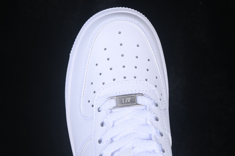 Nike Air Force 1 '07 Low Casual Skateboarding Shoes with Full-Length Air Cushion - IR8637-100
