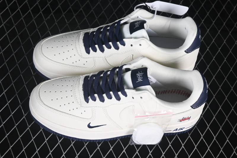 Nike Air Force 1 '07 Low Casual Skateboarding Shoes with Full-Length Air Cushion - HO7788-101