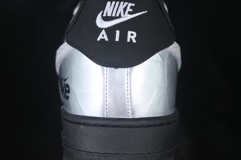 Nike Air Force 1 '07 Low Casual Skateboarding Shoes with Full-Length Air Cushion - RJ1988-008