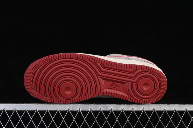 Nike Air Force 1 '07 Low Casual Sneakers with Suede Overlays and Classic Cushioning - KL1688-002
