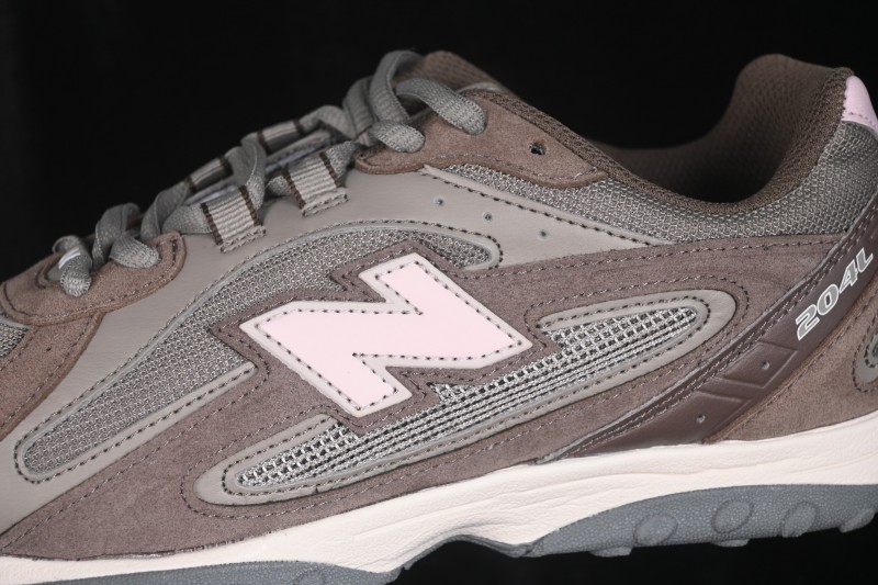 New Balance 204 Retro Casual Running Shoes with Breathable Mesh Upper - U204L273