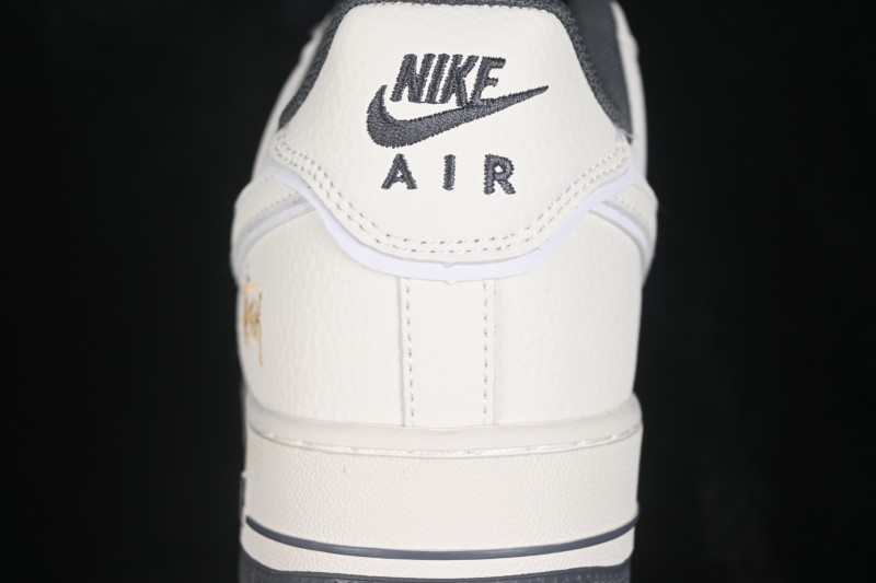 Nike Air Force 1 '07 Low Collaboration Everyday Skateboarding Shoes with Full-Length Air Cushion - GS2288-008