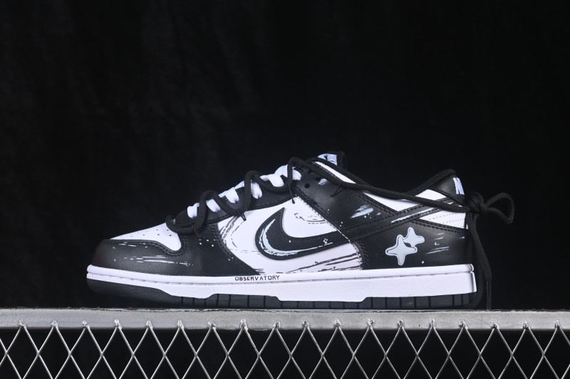 Nike SB Dunk Low Skateboarding Shoes with Lace-Up Closure - DD1391-100
