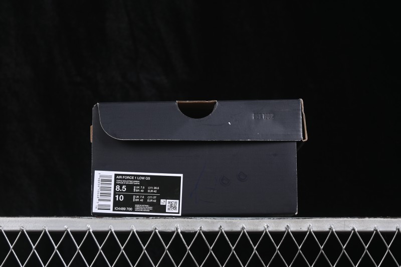 Nike Air Force 1 '07 Low Retro Running Shoes with Shiny Leather Upper and Vintage Accents - IO4489-700