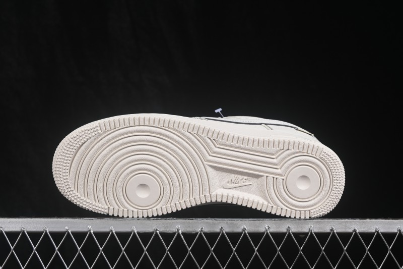 Nike Air Force 1 '07 Low Basketball Shoes with Full-Length Air Cushion - DN9688-118