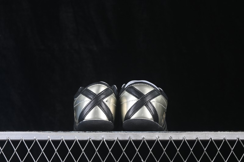 Adidas Originals x Notitle Tokyo W Collaboration Low-Top Lifestyle Sneakers - JQ0594