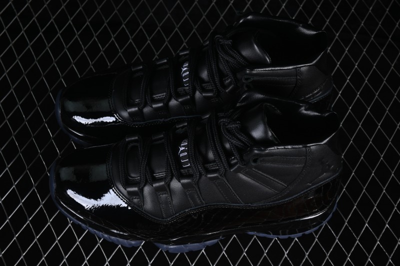 Comme des Garçons x Nike Air Jordan 11 Black - IV7639-001
