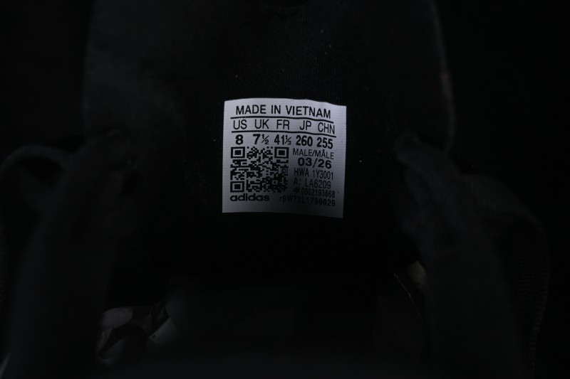 Adidas HyperBoost Edge M Breathable Cushioned Running Shoes - LA6209