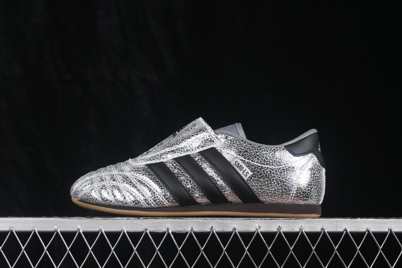 Adidas Originals Taekwondo Training Shoes with Comfortable Slip-On Fit and Non-Slip Durable Outsole - JH9664