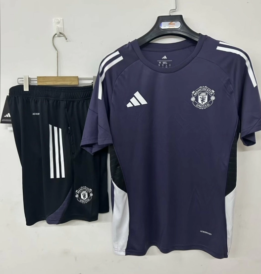 25/26 Manchester United Pre-Match Training Jersey Purple+ Shorts